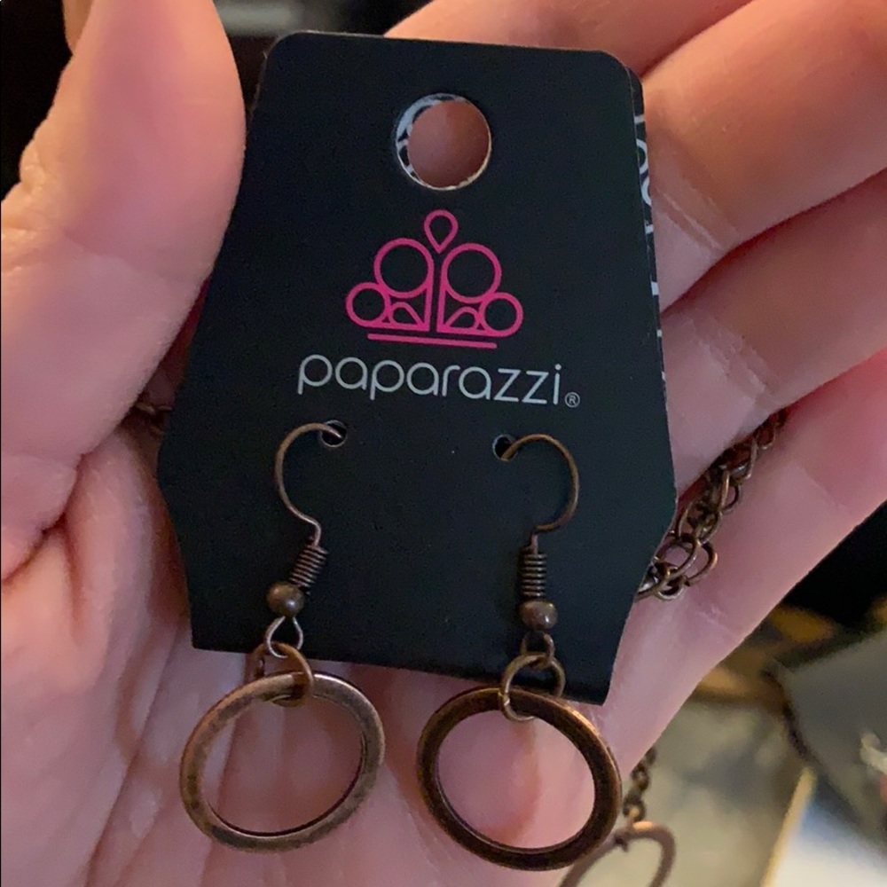 Jewelry - Picture 2 of 2